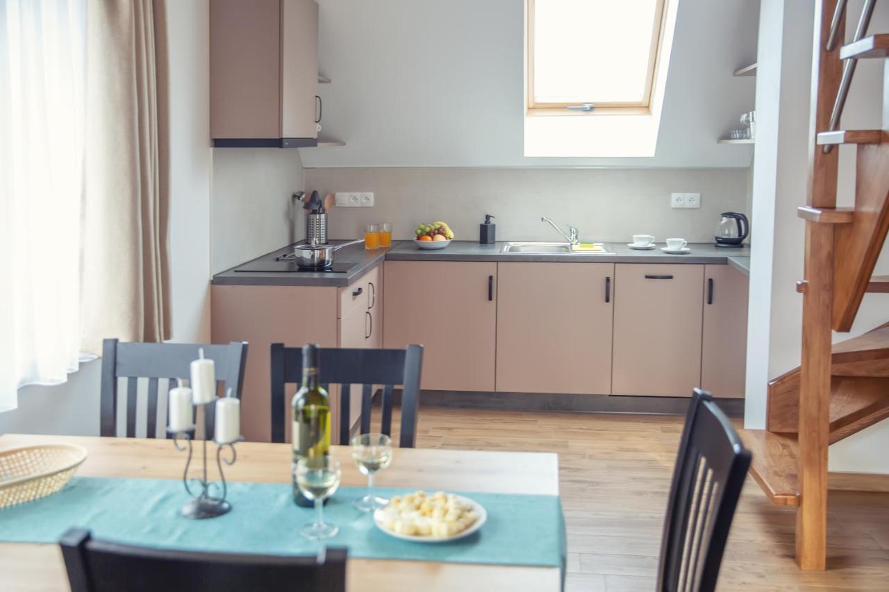 Darmilus Apartmany เดมานอฟสกา โดลินา ภายนอก รูปภาพ