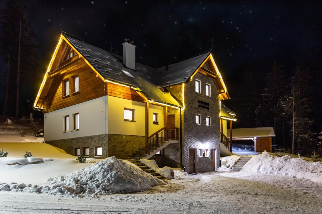 Darmilus Apartmany เดมานอฟสกา โดลินา ภายนอก รูปภาพ